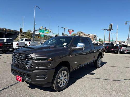 2025 RAM 2500 Laramie Crew Cab 4x4 6'4' Box