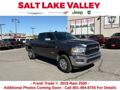 2019 RAM 2500 Tradesman Crew Cab 4x4 6'4' Box
