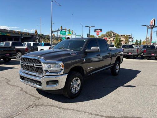 2019 RAM 2500 Tradesman Crew Cab 4x4 6'4' Box