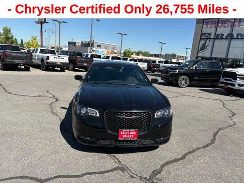 2022 Chrysler 300 S