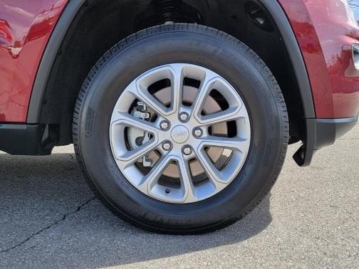 2021 Jeep Grand Cherokee Laredo X for sale in South Salt Lake, UT - image 9