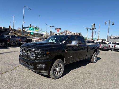 2025 RAM 3500 Laramie Crew Cab 4x4 8' Box