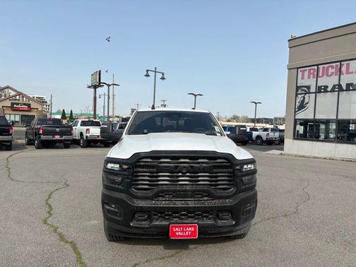 2025 RAM 3500 Tradesman Crew Cab 4x4 8' Box