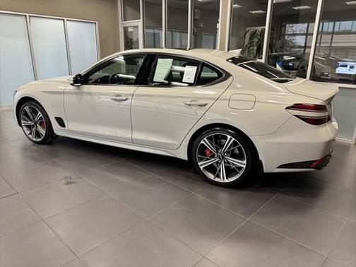 2024 Genesis G70 2.5T AWD