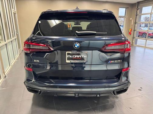 2023 BMW X5 M50i