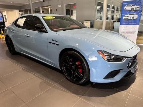 2023 Maserati Ghibli Modena Q4