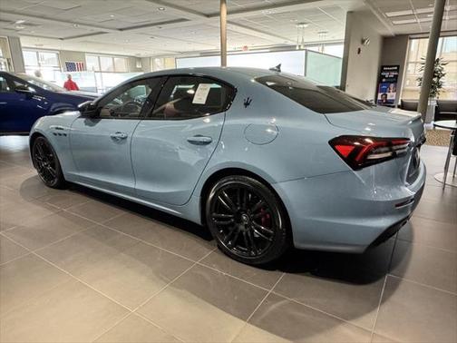 2023 Maserati Ghibli Modena Q4