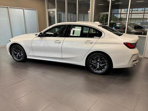 2025 BMW 330 i xDrive