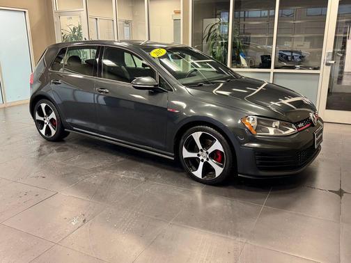 2017 Volkswagen Golf GTI 2.0T S 4-Door