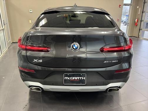 2022 BMW X4 xDrive30i