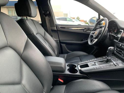 2021 Porsche Macan S