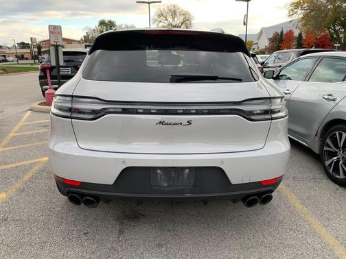 2021 Porsche Macan S