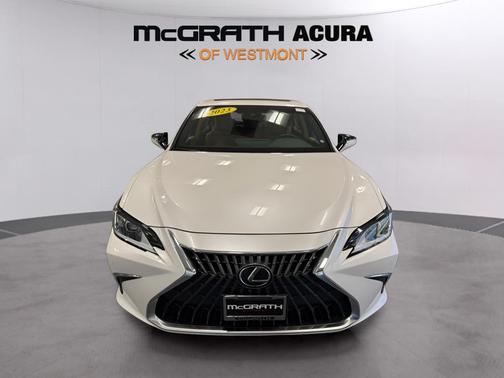 Eminent White Pearl 2023 Lexus ES 250 Base