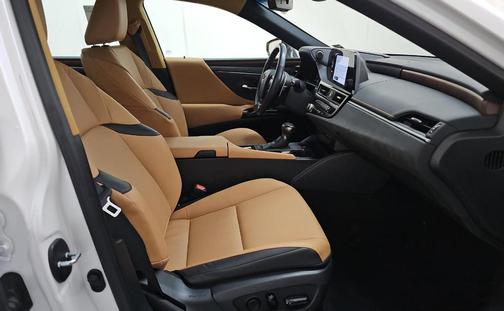 Eminent White Pearl 2023 Lexus ES 250 Base