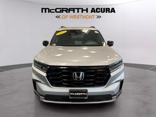 Sonic Gray Pearl 2025 Honda Pilot TrailSport