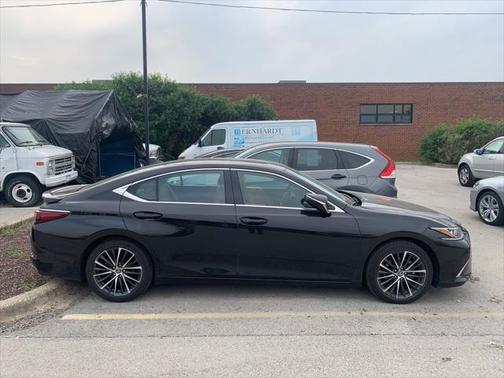 2024 Lexus ES 350 Base