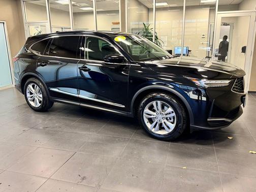 2025 Acura MDX Standard