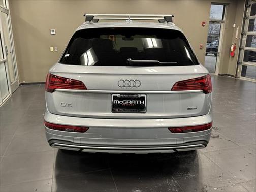 2024 Audi Q5 40 Premium