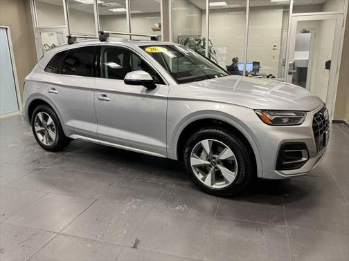 2024 Audi Q5 40 Premium