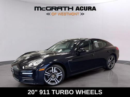 2016 Porsche Panamera 4