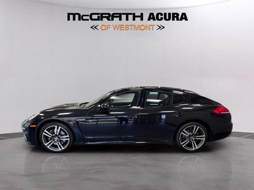 2016 Porsche Panamera 4