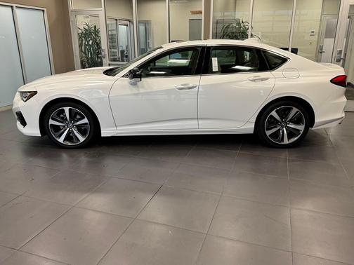 2025 Acura TLX Technology