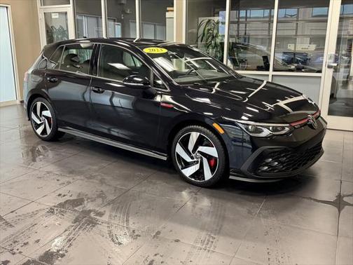2023 Volkswagen Golf GTI 2.0T SE DSG