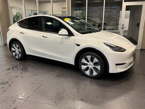 2021 Tesla Model Y Long Range Dual Motor All-Wheel Drive