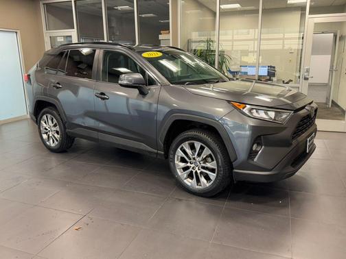 2021 Toyota RAV4 XLE Premium