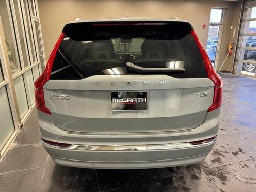 2025 Volvo XC90 Plug-In Hybrid T8 Plus 7-Seater