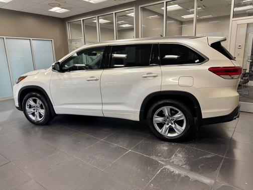 2018 Toyota Highlander Limited