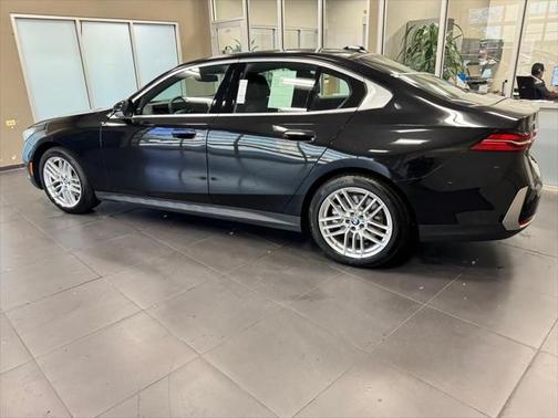 2025 BMW 540 i xDrive