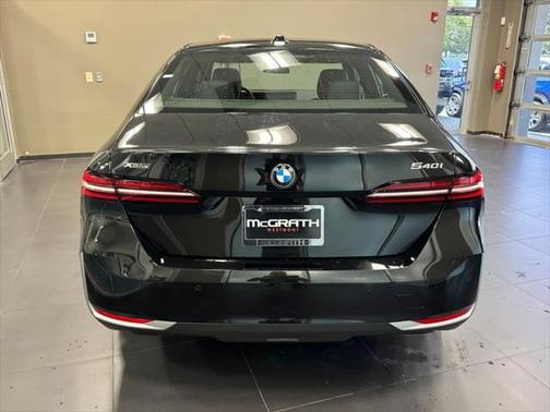 2025 BMW 540 i xDrive