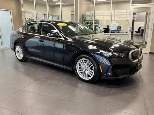 2025 BMW 540 i xDrive