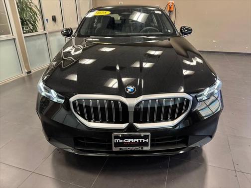 2025 BMW 540 i xDrive
