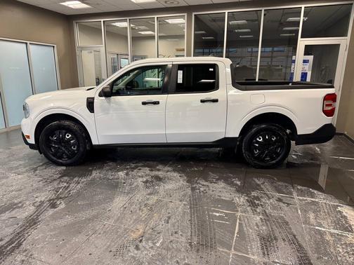 2022 Ford Maverick XL