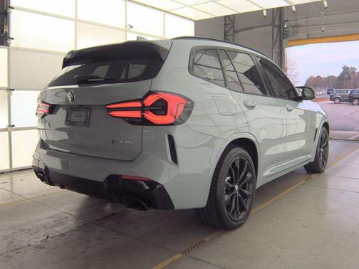 2024 BMW X3 M40i