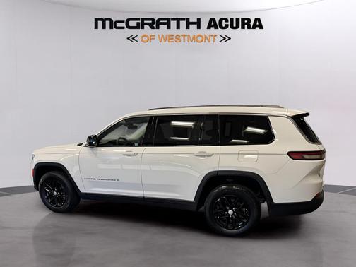 Bright White Clearcoat 2023 Jeep Grand Cherokee L Laredo