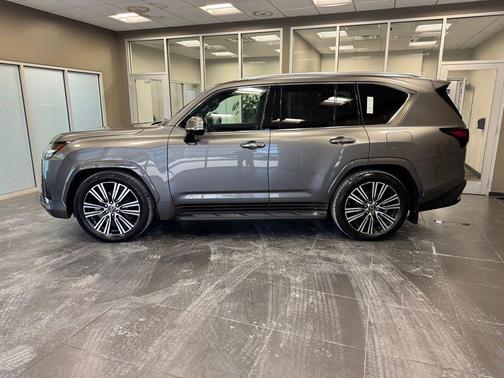 2024 Lexus LX 600 Luxury