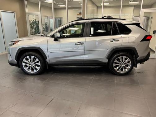 2025 Toyota RAV4 Limited