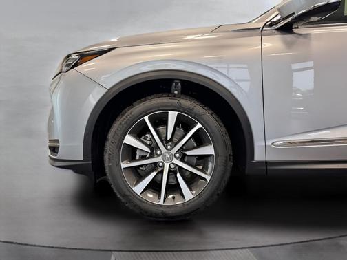 Solar Silver Metallic 2026 Acura MDX Technology Package