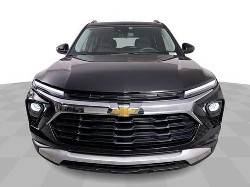 Mosaic Black Metallic 2026 Chevrolet Trailblazer LT