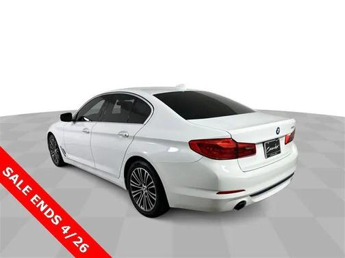 2018 BMW 530 530i