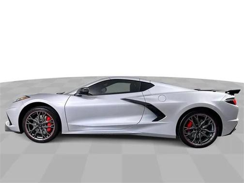 2026 Chevrolet Corvette Stingray w/2LT