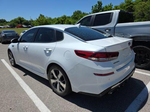 Snow White Pearl 2019 Kia Optima S
