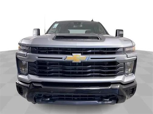 2026 Chevrolet Silverado 2500 Custom