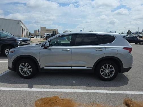 Shimmering Silver Pearl 2020 Hyundai SANTA FE SEL 2.4