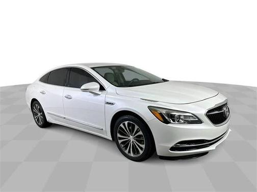 2017 Buick LaCrosse Essence