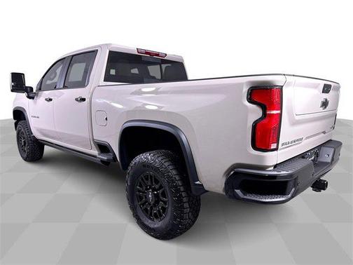 2026 Chevrolet Silverado 2500 Crew Cab, Standard Bed, XR2, 4WD