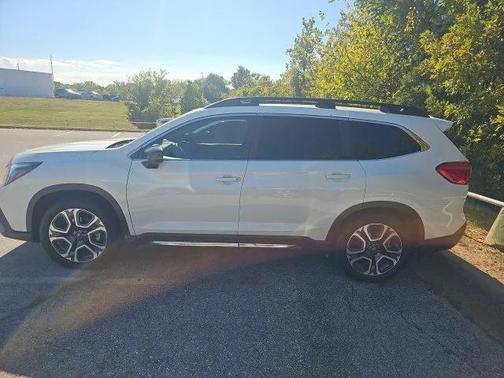 2024 Subaru Ascent Limited 8-Passenger